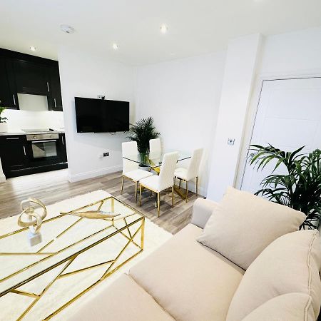 Beautiful Flat In Windsor Court Apartamento Brighton Exterior foto